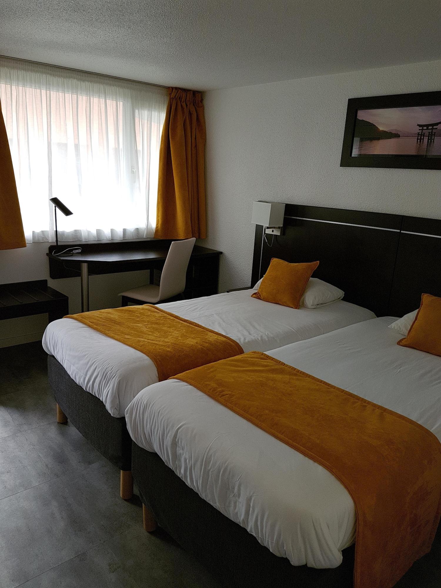 Kyriad Lille Est - Hem Exterior foto