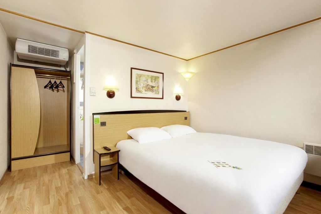 Kyriad Lille Est - Hem Quarto foto